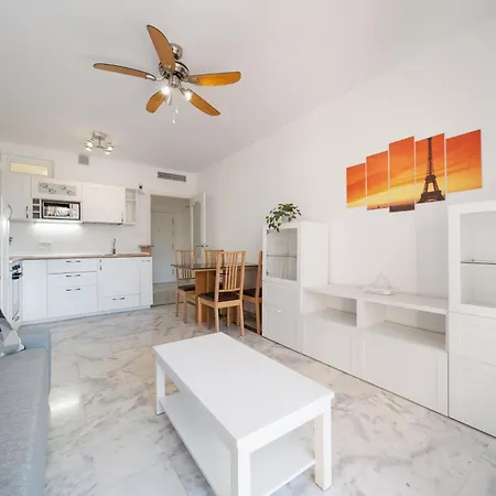 Costa Nagueles Apartment *