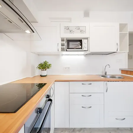 Costa Nagueles Apartment